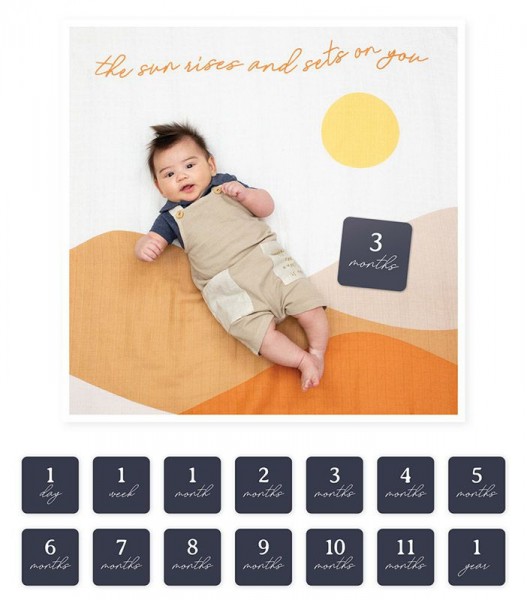 Baby's First Year™ Swaddle-Blanket & Karten Set - Sun Rises