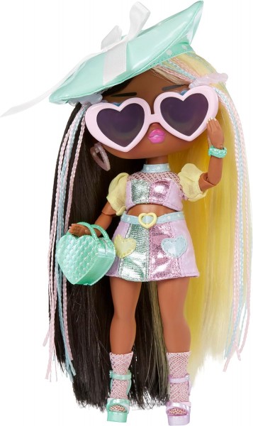 MGA L.O.L. Surprise Tweens S4 Doll- Darcy Blush